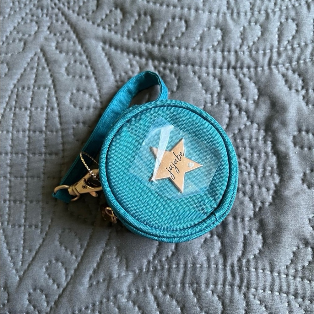Reserved listing pacipod